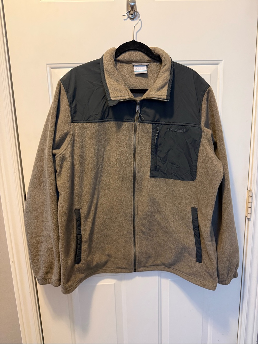 Columbia Tan & black Fleece Men’s Full-Zip Jacket